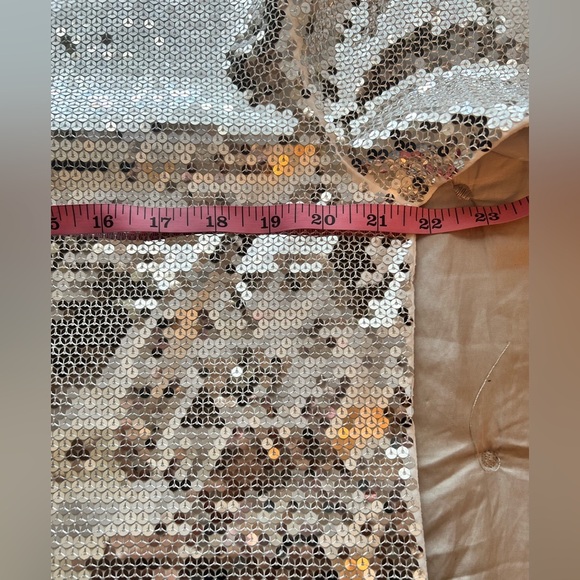 THE KOOPLES Silver sequined t-shirt, Size Large NWT short sleeve crew neck - Picture 6 of 14